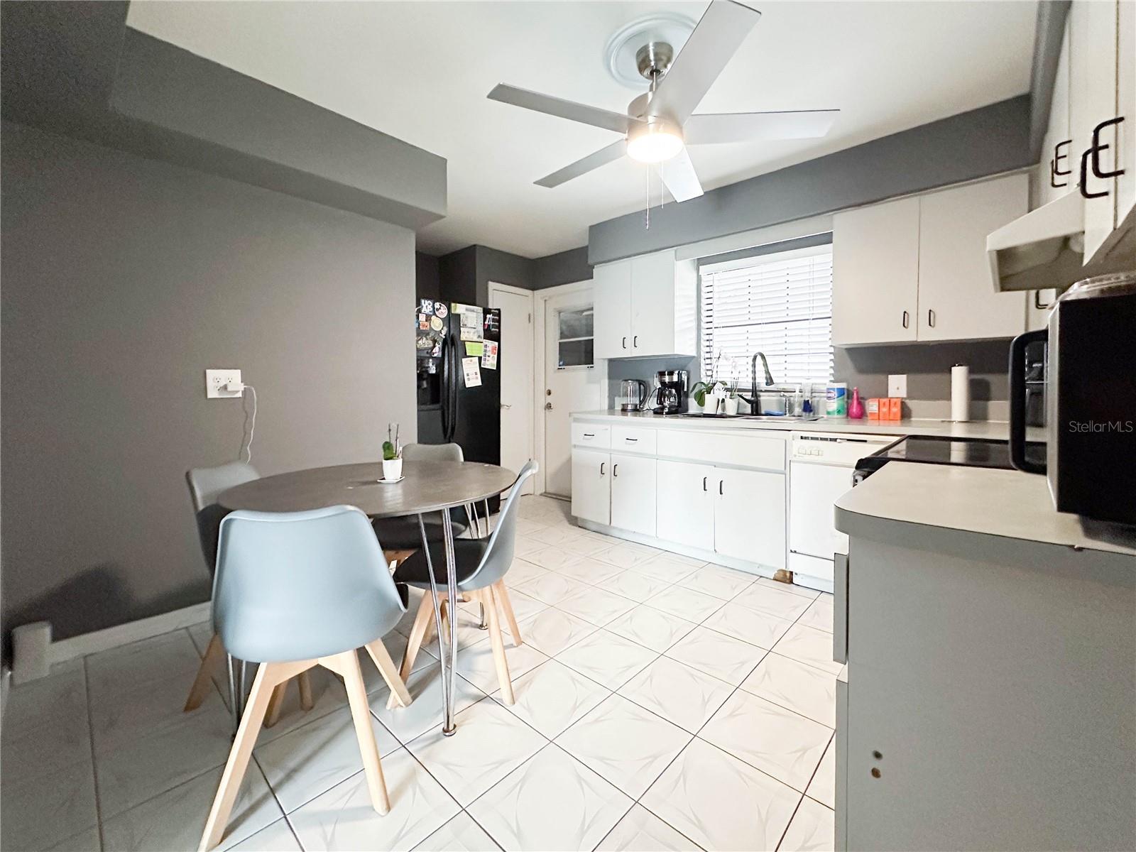 Image 39 of 60 For 7439 Wayland Boulevard