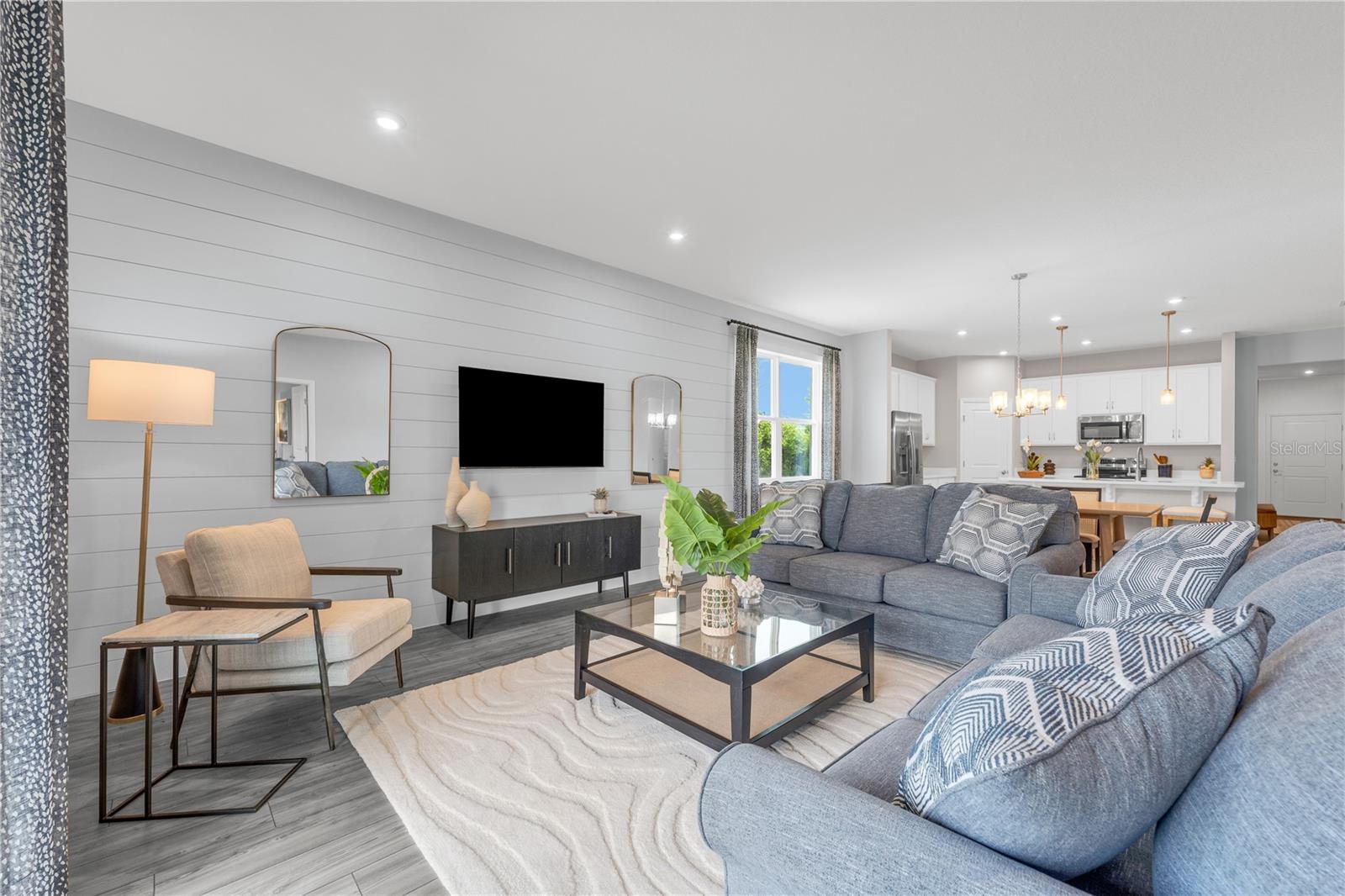 Image 13 of 50 For 6028 Cliffbow Loop Way