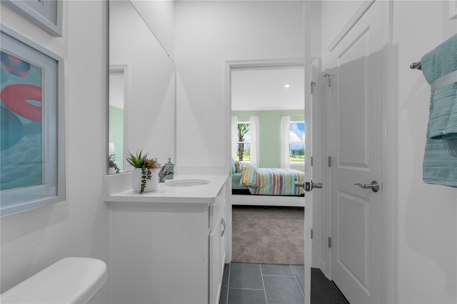 Image 9 of 50 For 6028 Cliffbow Loop Way