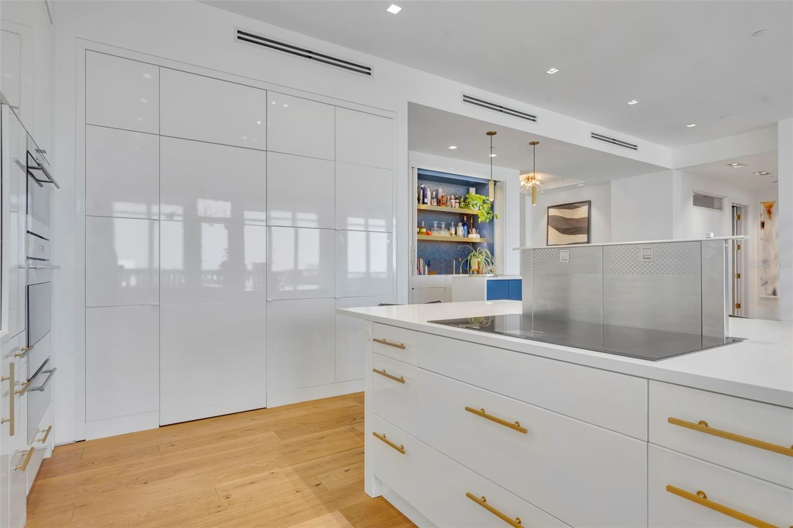 Image 20 of 52 For 100 Eola Drive Ph 116