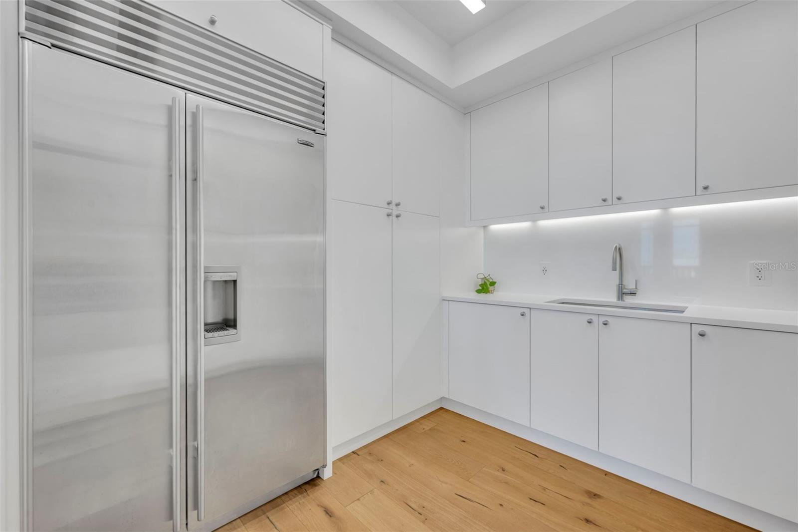 Image 21 of 52 For 100 Eola Drive Ph 116