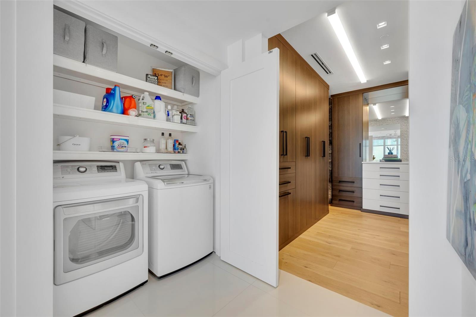 Image 41 of 52 For 100 Eola Drive Ph 116