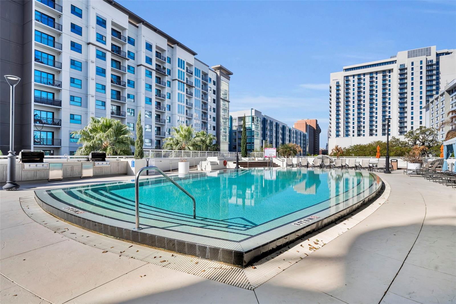 Image 49 of 52 For 100 Eola Drive Ph 116