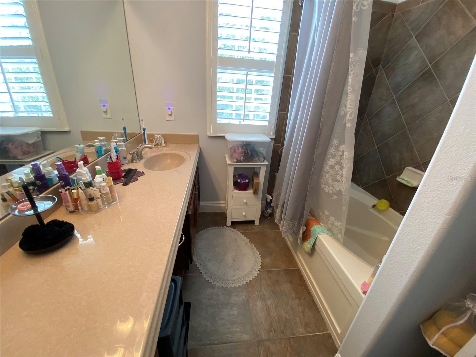 Image 11 of 26 For 5441 Baldwin Park Street