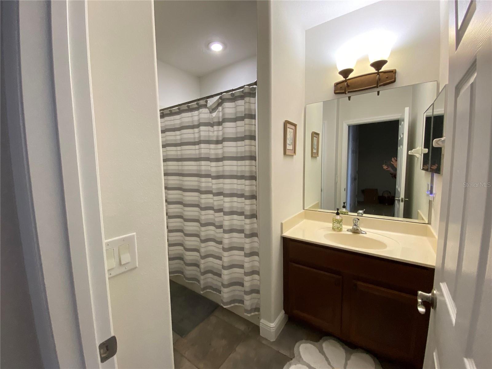 Image 13 of 26 For 5441 Baldwin Park Street