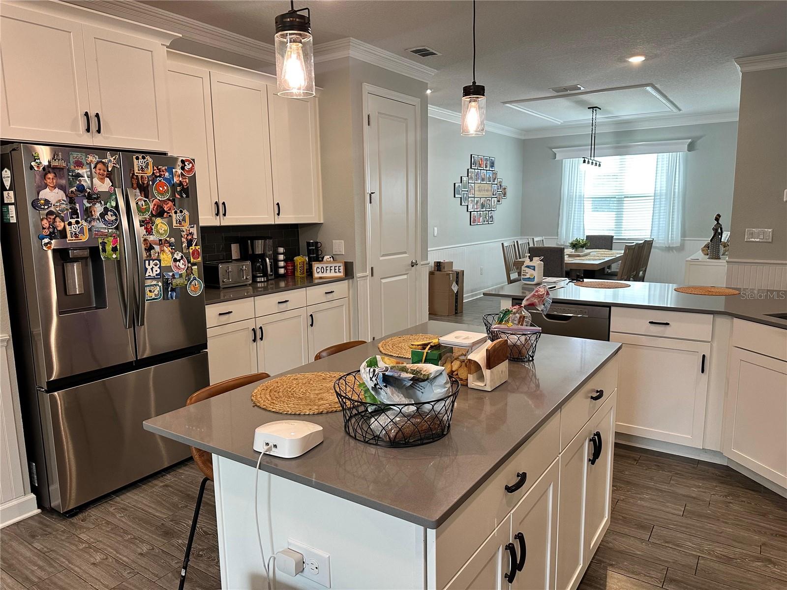 Image 10 of 52 For 556 Brunswick Drive