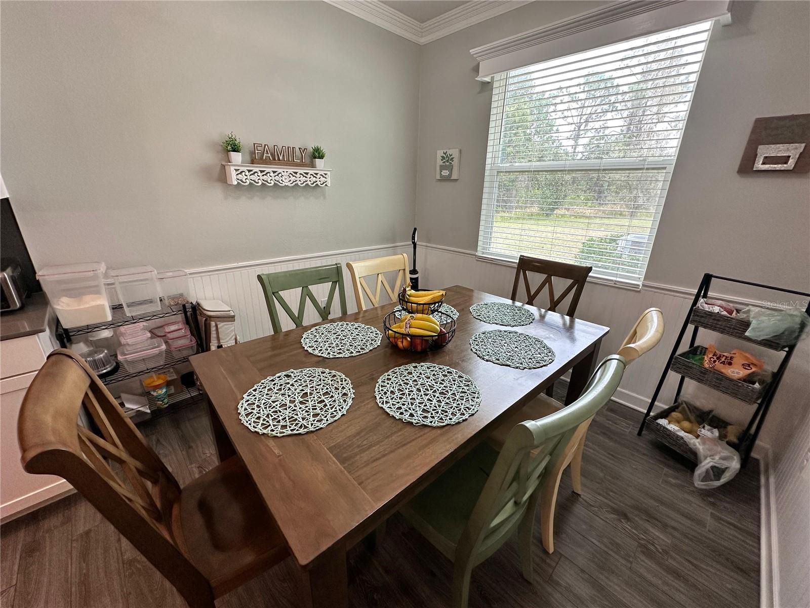 Image 12 of 52 For 556 Brunswick Drive