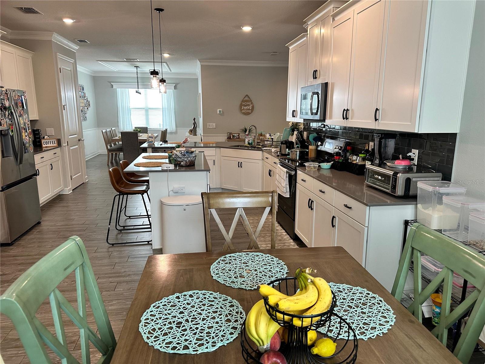 Image 13 of 52 For 556 Brunswick Drive