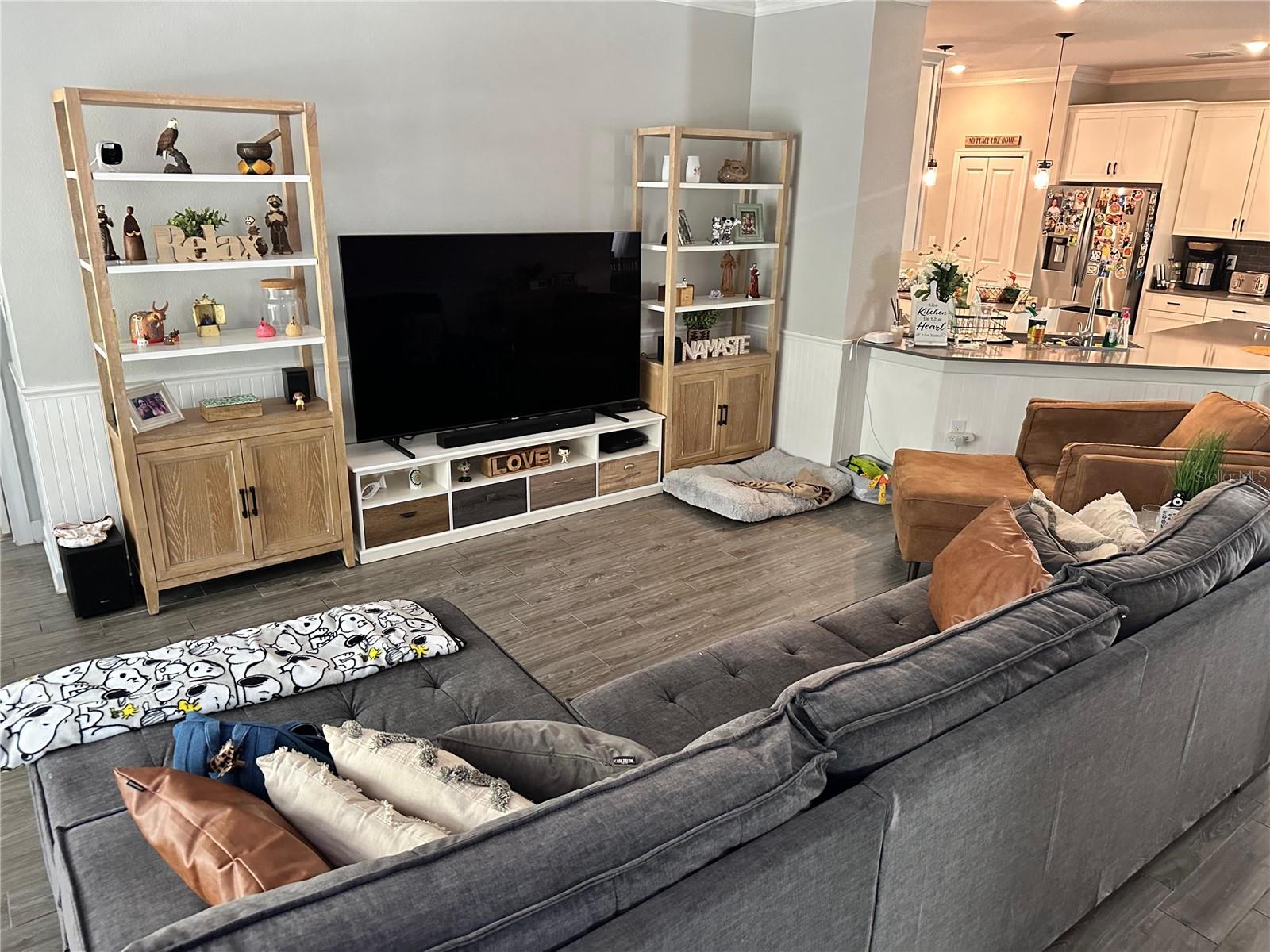 Image 15 of 52 For 556 Brunswick Drive