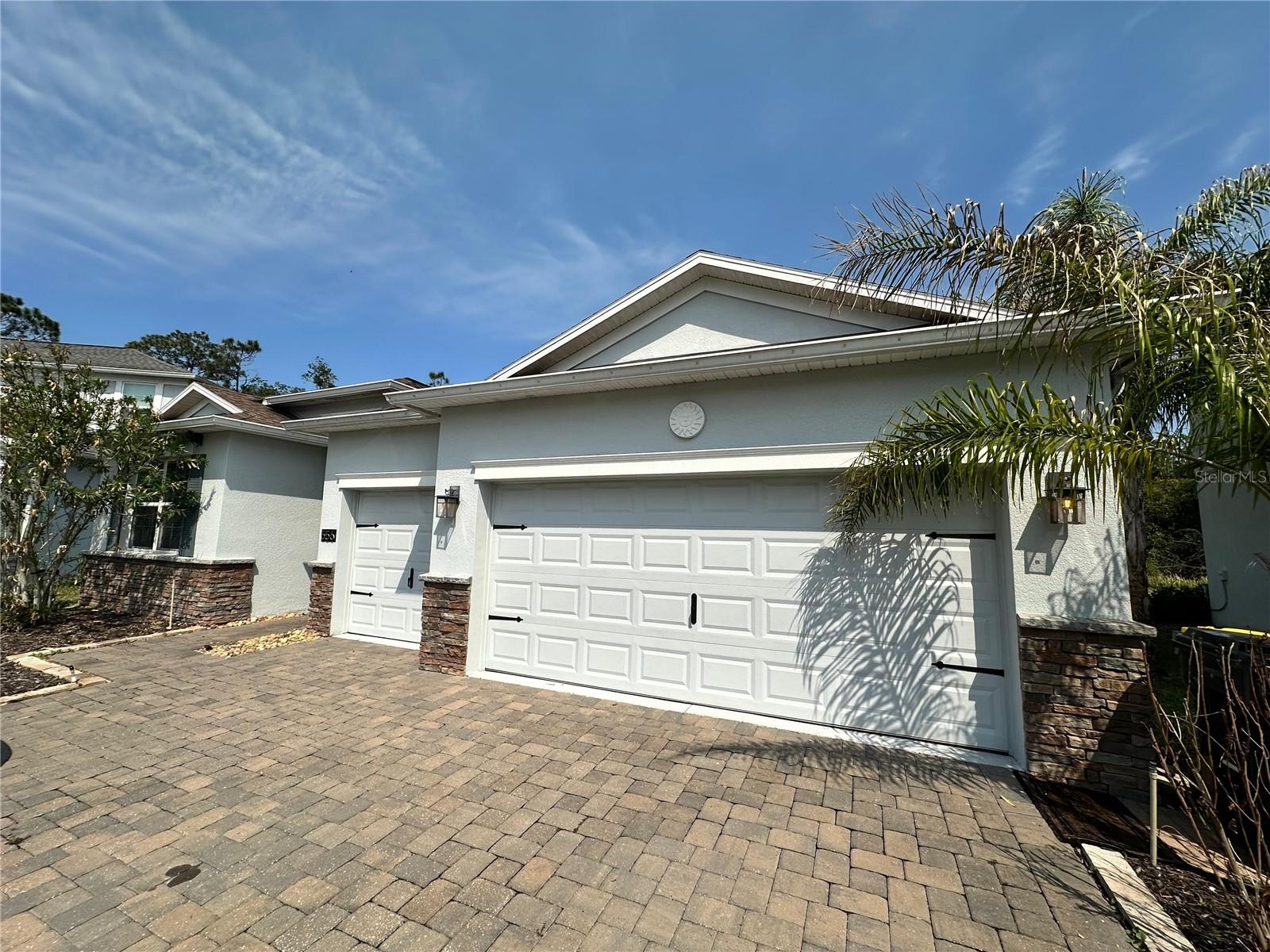 Image 3 of 52 For 556 Brunswick Drive