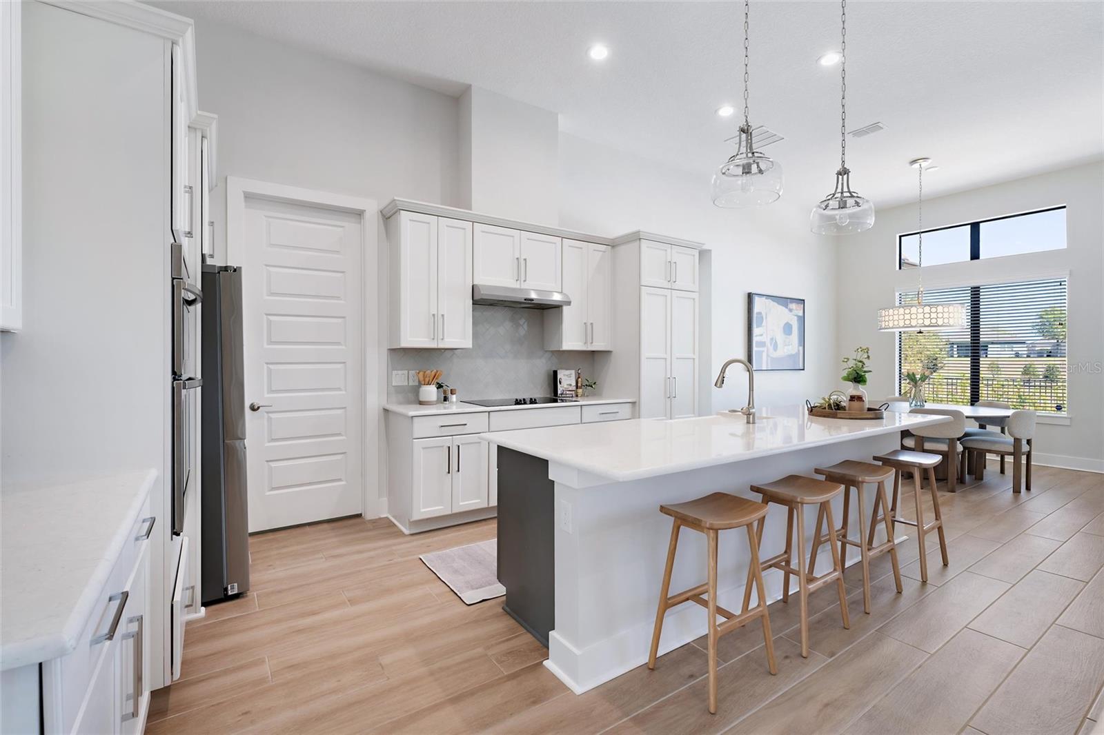 Image 10 of 62 For 31778 Red Tail Boulevard