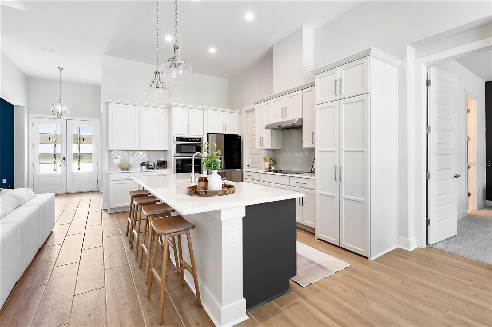 Image 12 of 62 For 31778 Red Tail Boulevard