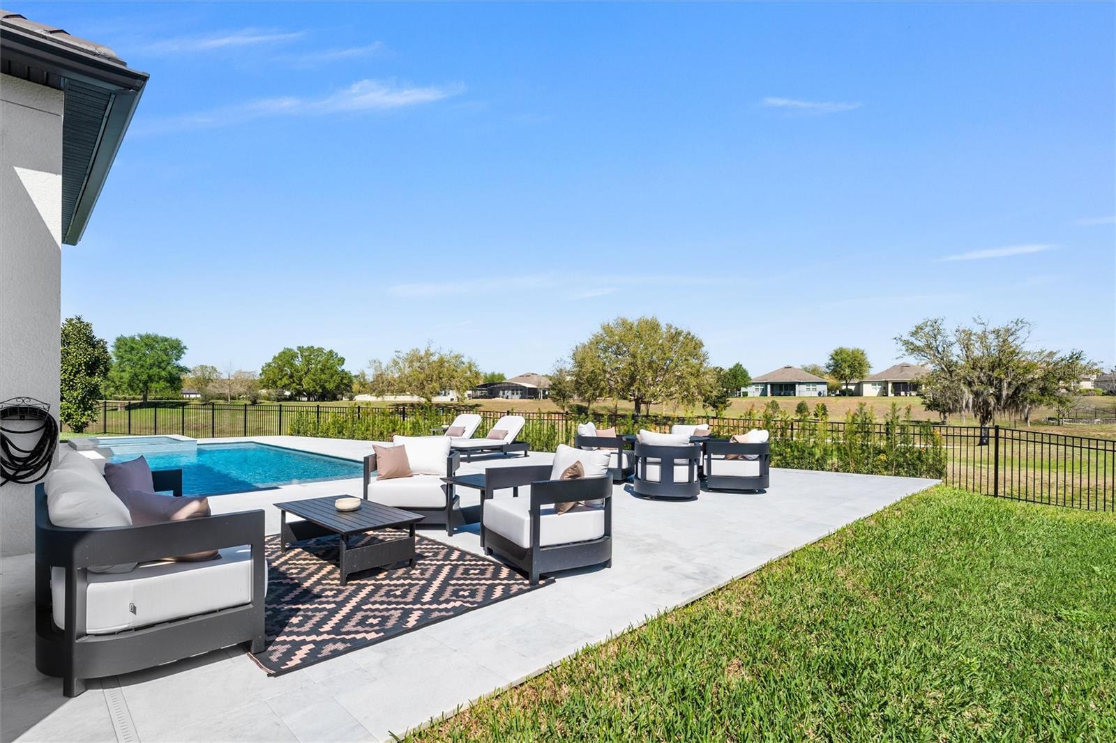 Image 40 of 62 For 31778 Red Tail Boulevard