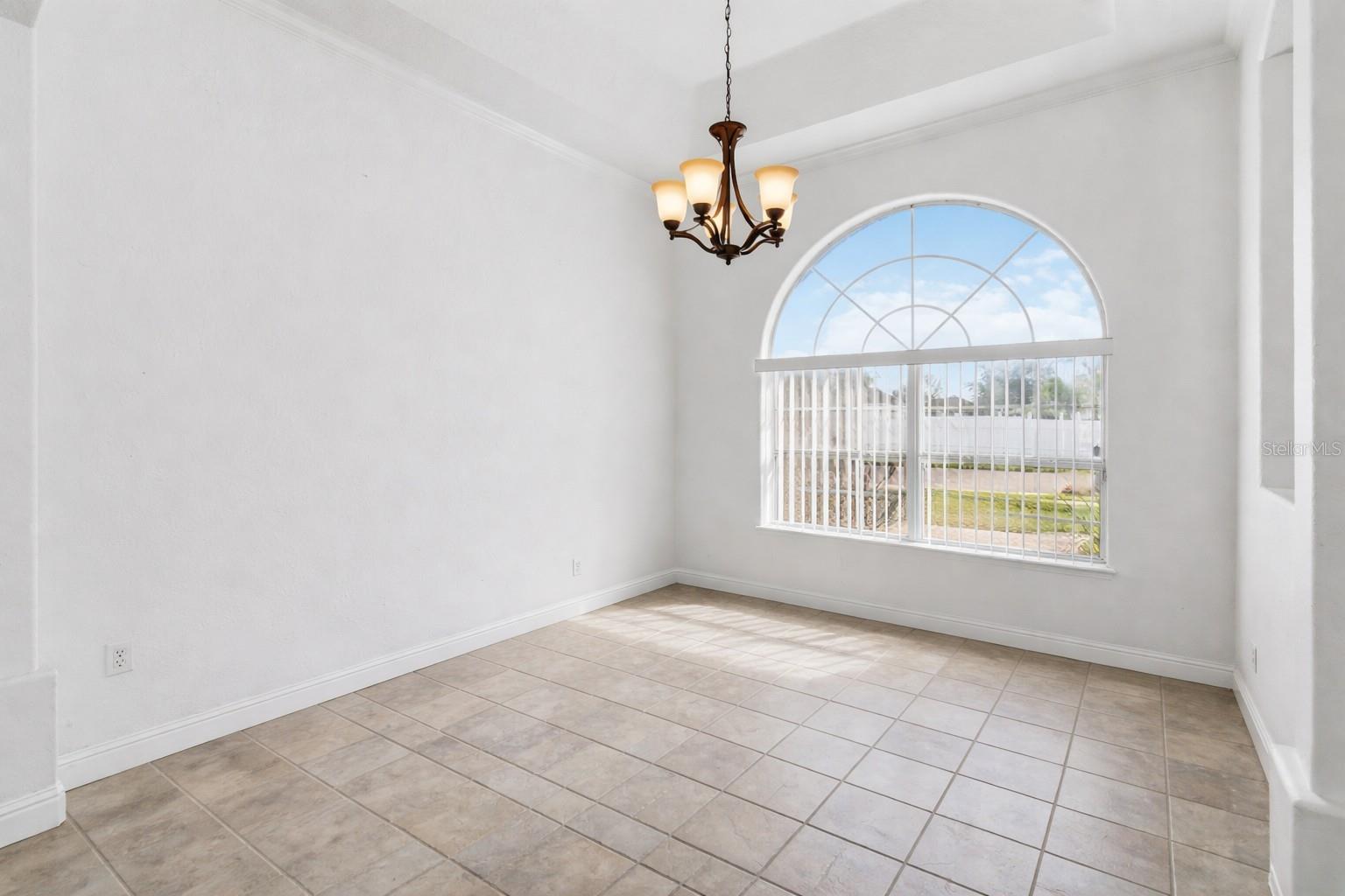 Image 18 of 38 For 3830 Opal Circle