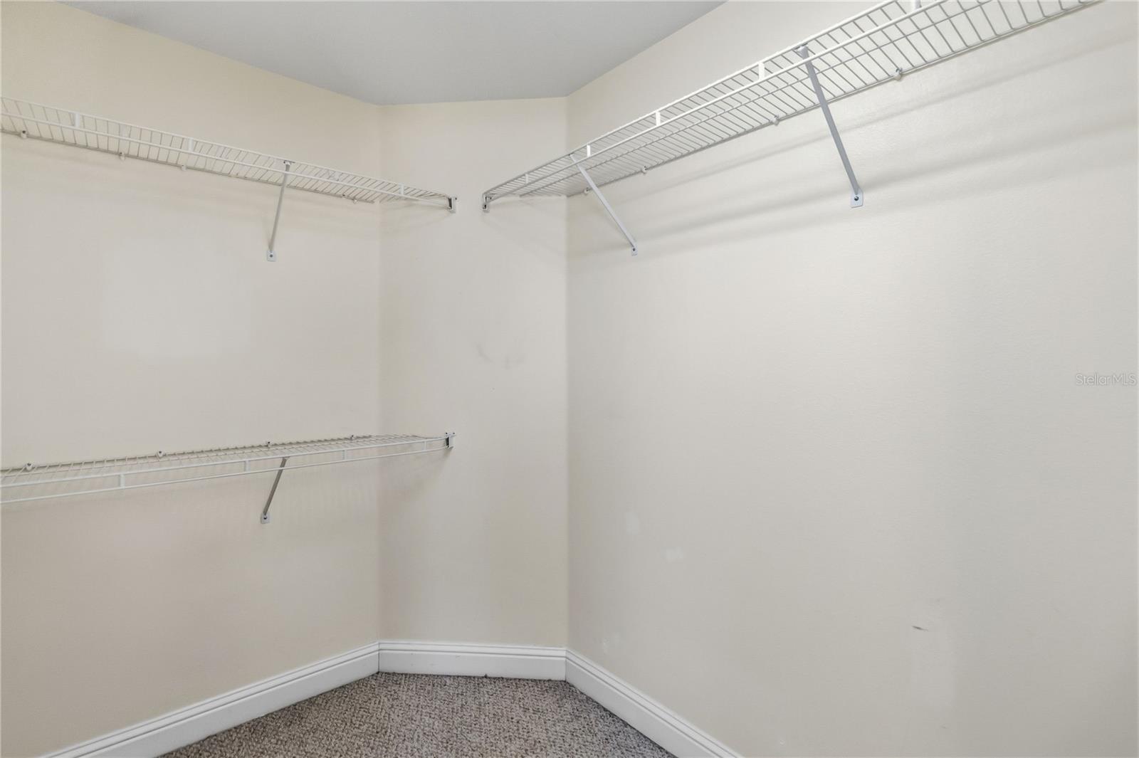 Image 24 of 38 For 3830 Opal Circle