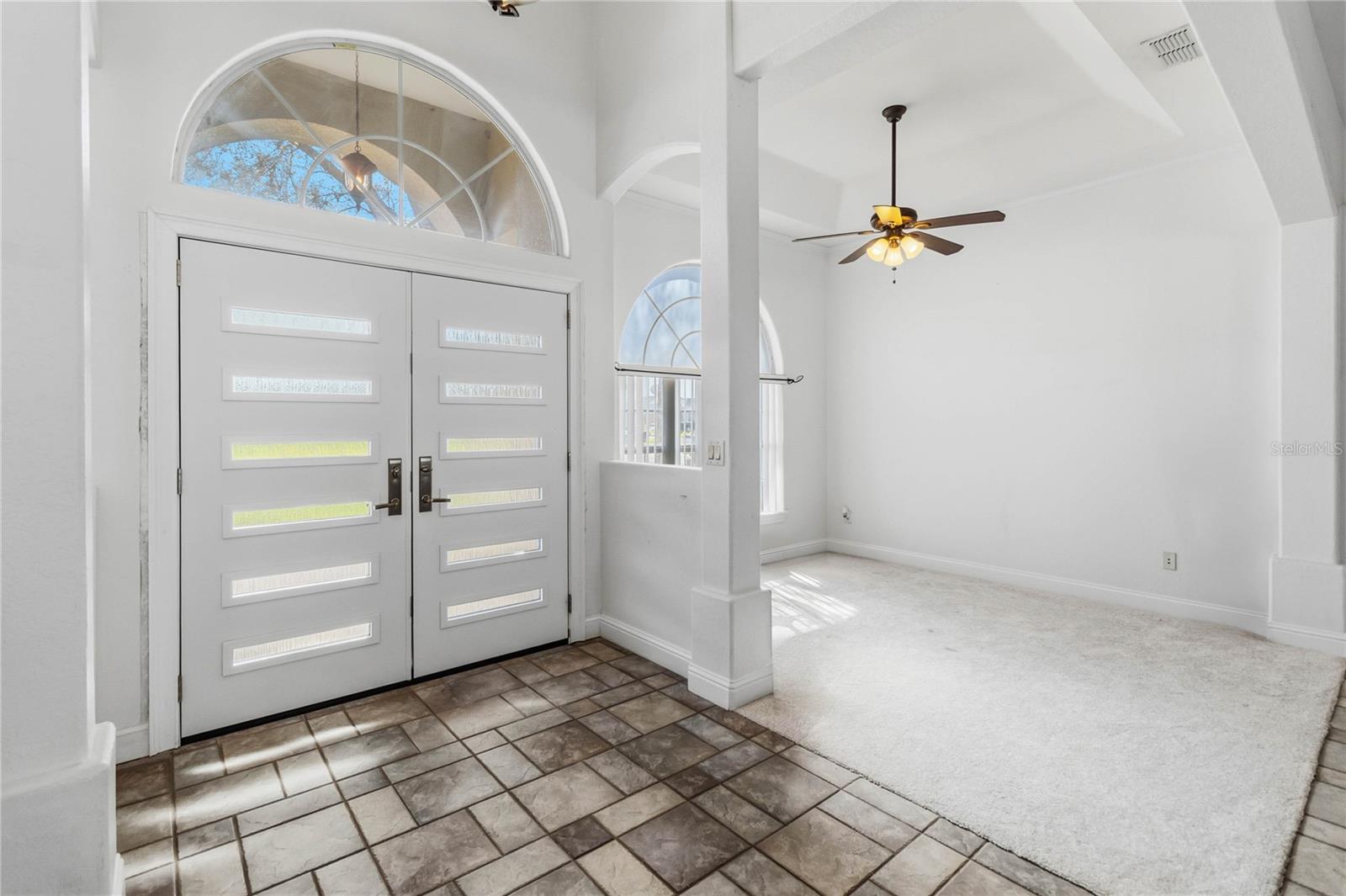 Image 6 of 38 For 3830 Opal Circle