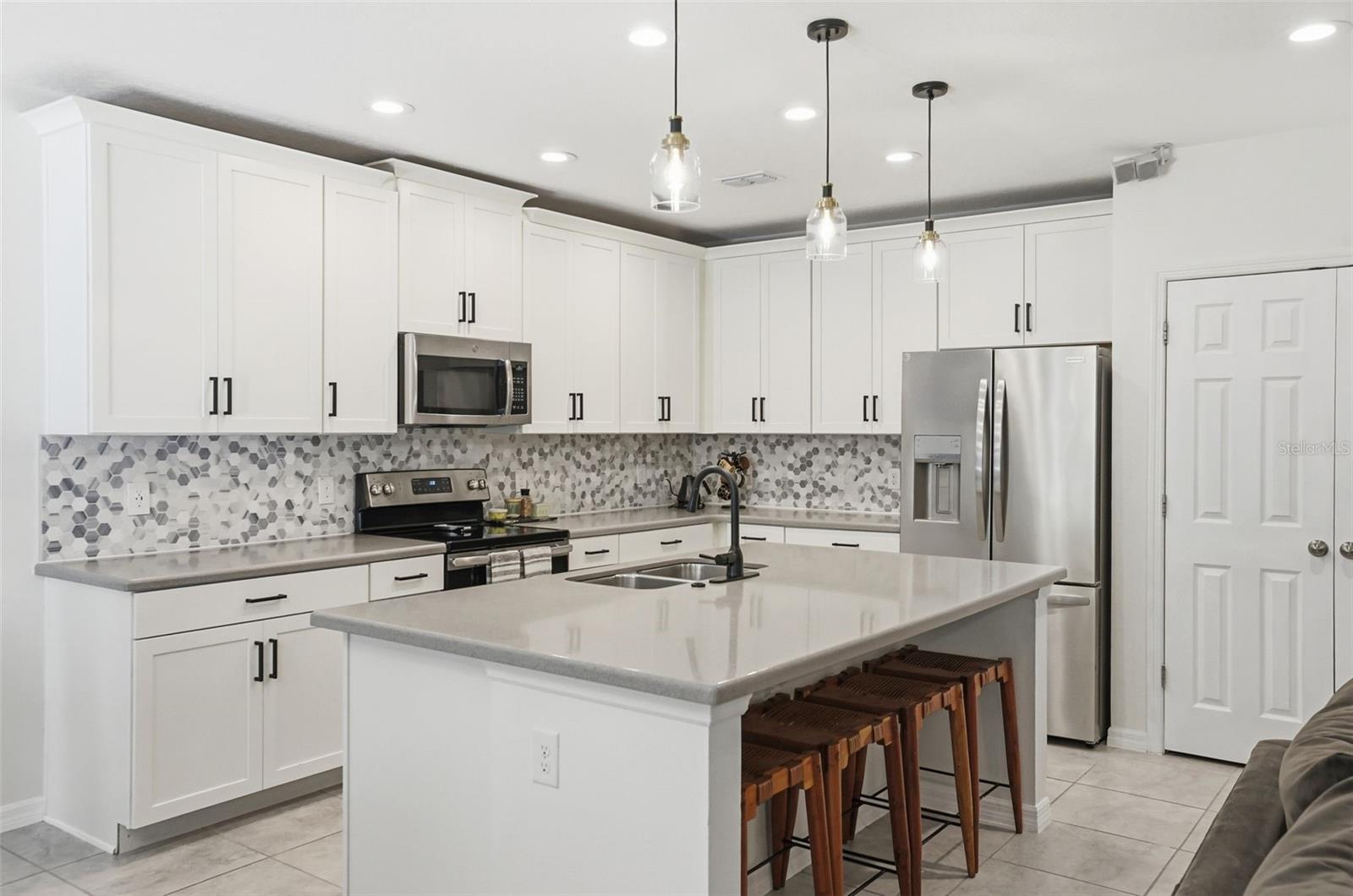 Image 11 of 42 For 34534 Salerno Circle