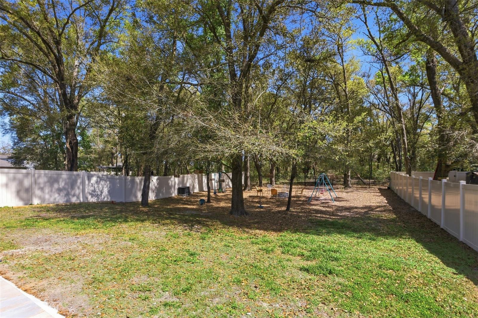 Image 29 of 42 For 34534 Salerno Circle