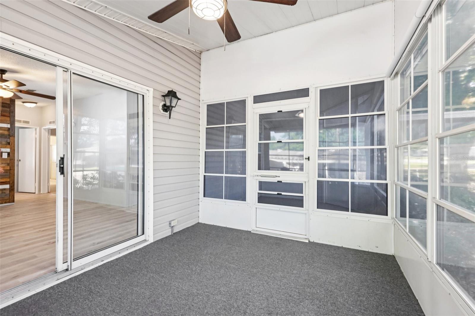 Image 27 of 34 For 39 Maplehurst Avenue