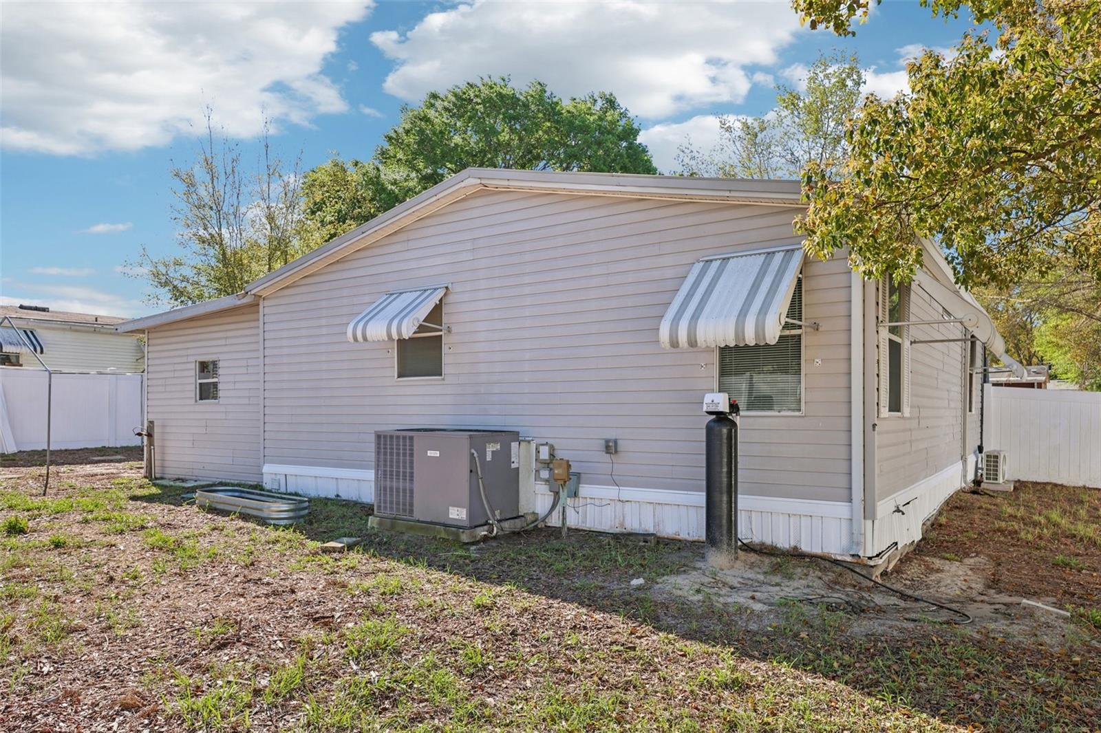 Image 32 of 34 For 39 Maplehurst Avenue