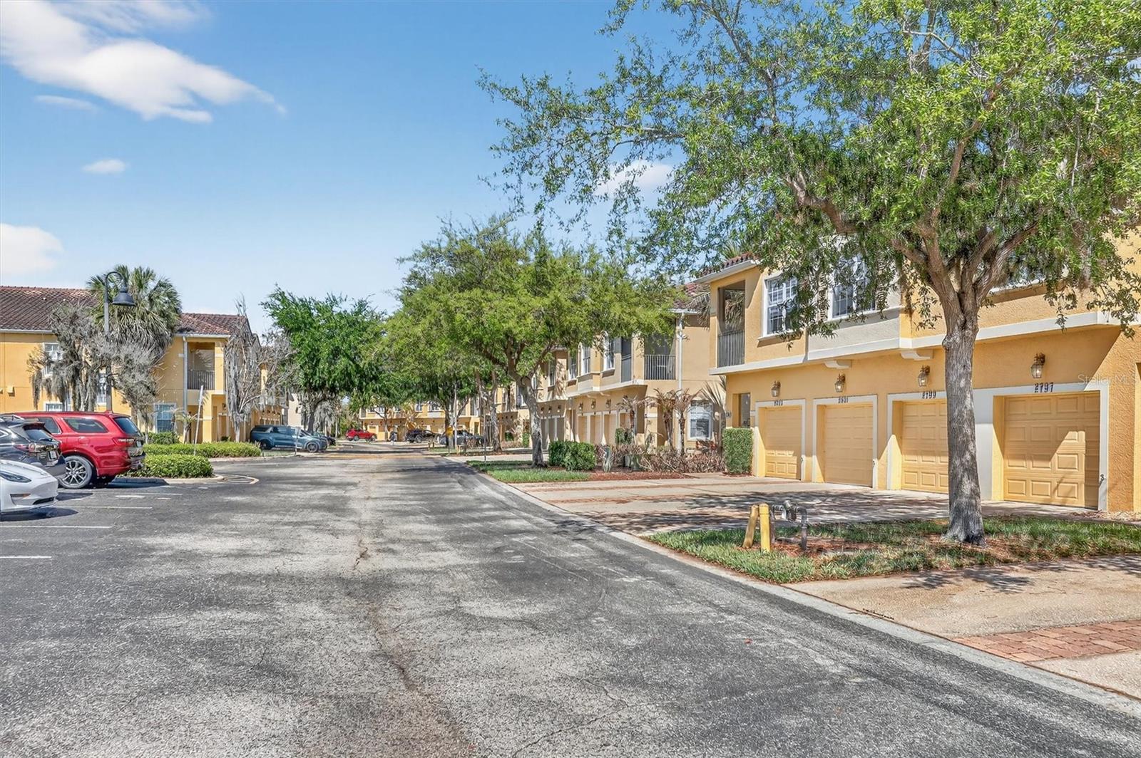 Image 4 of 55 For 2801 Oakwater Drive 2801