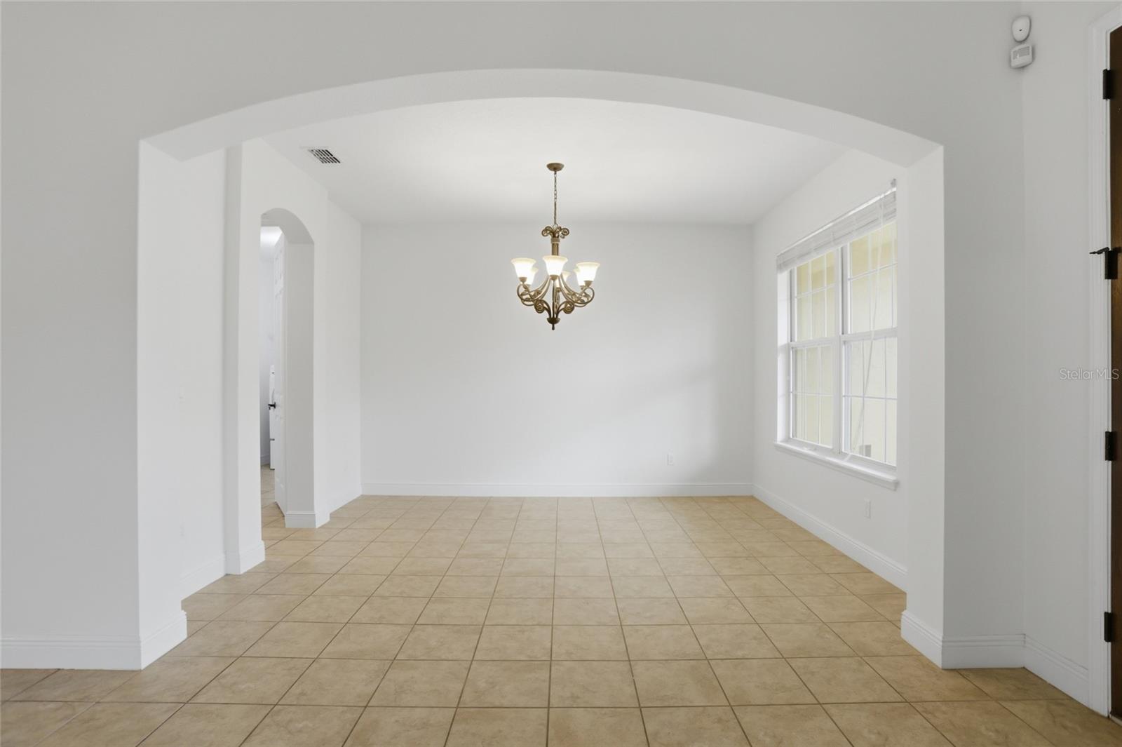 Image 13 of 85 For 2330 Kelbrook Court