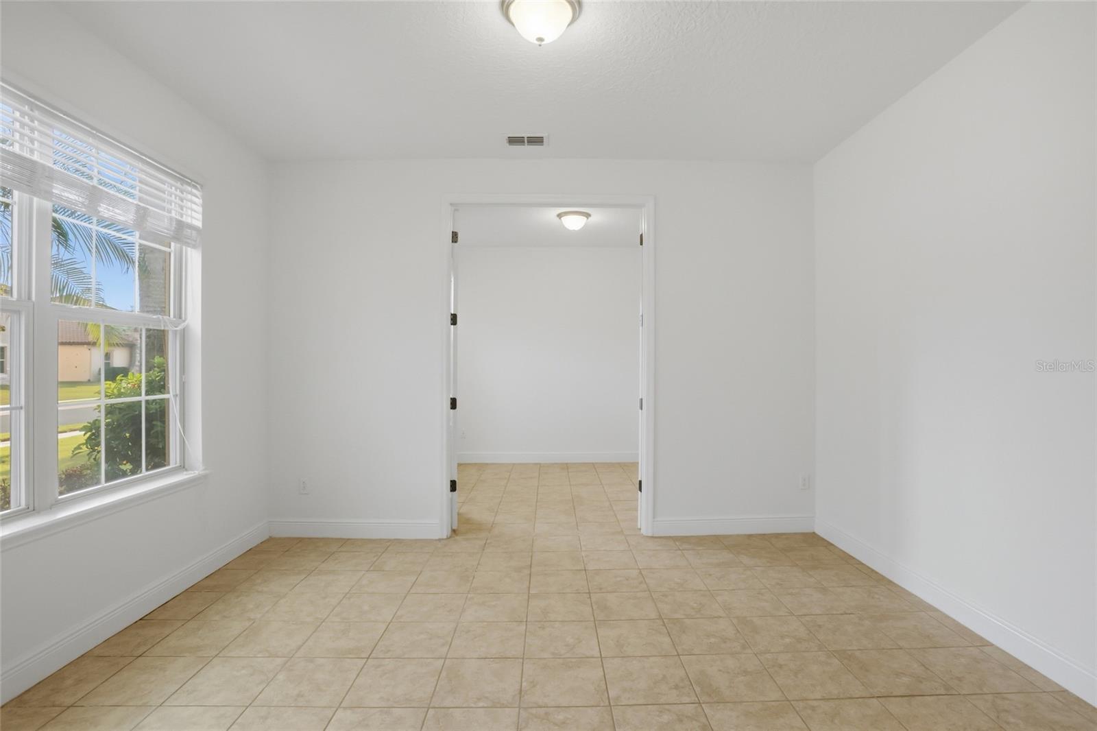 Image 9 of 85 For 2330 Kelbrook Court