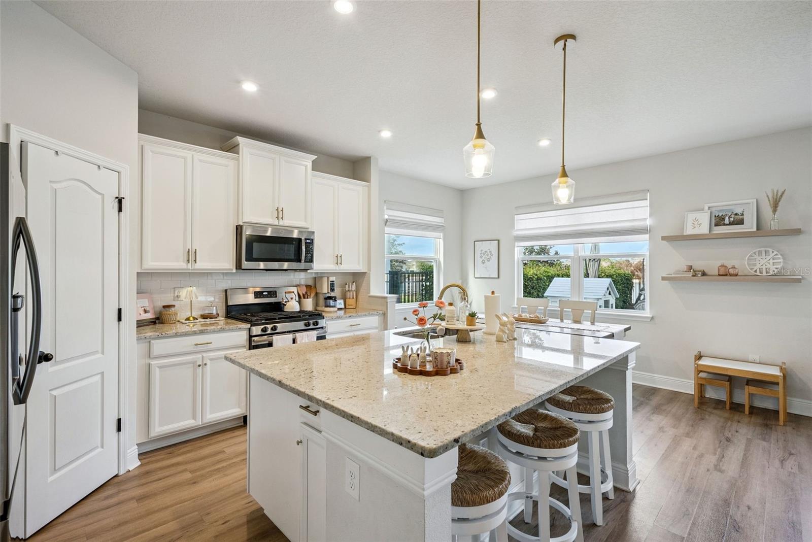 Image 12 of 40 For 1606 Chelsea Manor Circle