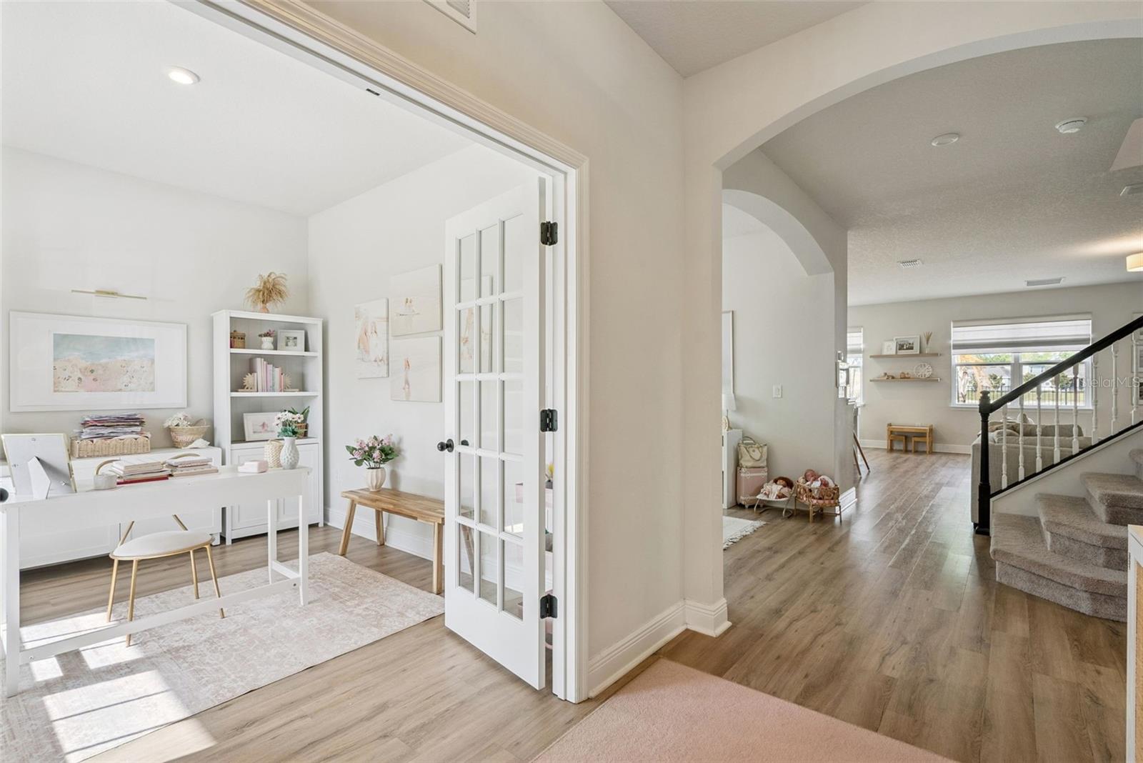 Image 4 of 40 For 1606 Chelsea Manor Circle