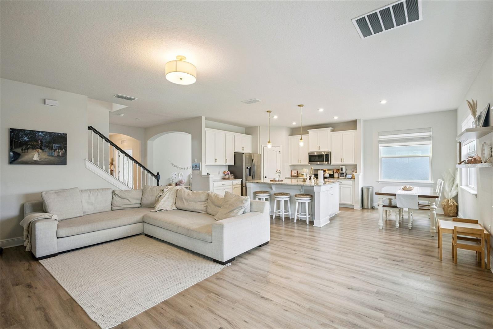 Image 7 of 40 For 1606 Chelsea Manor Circle