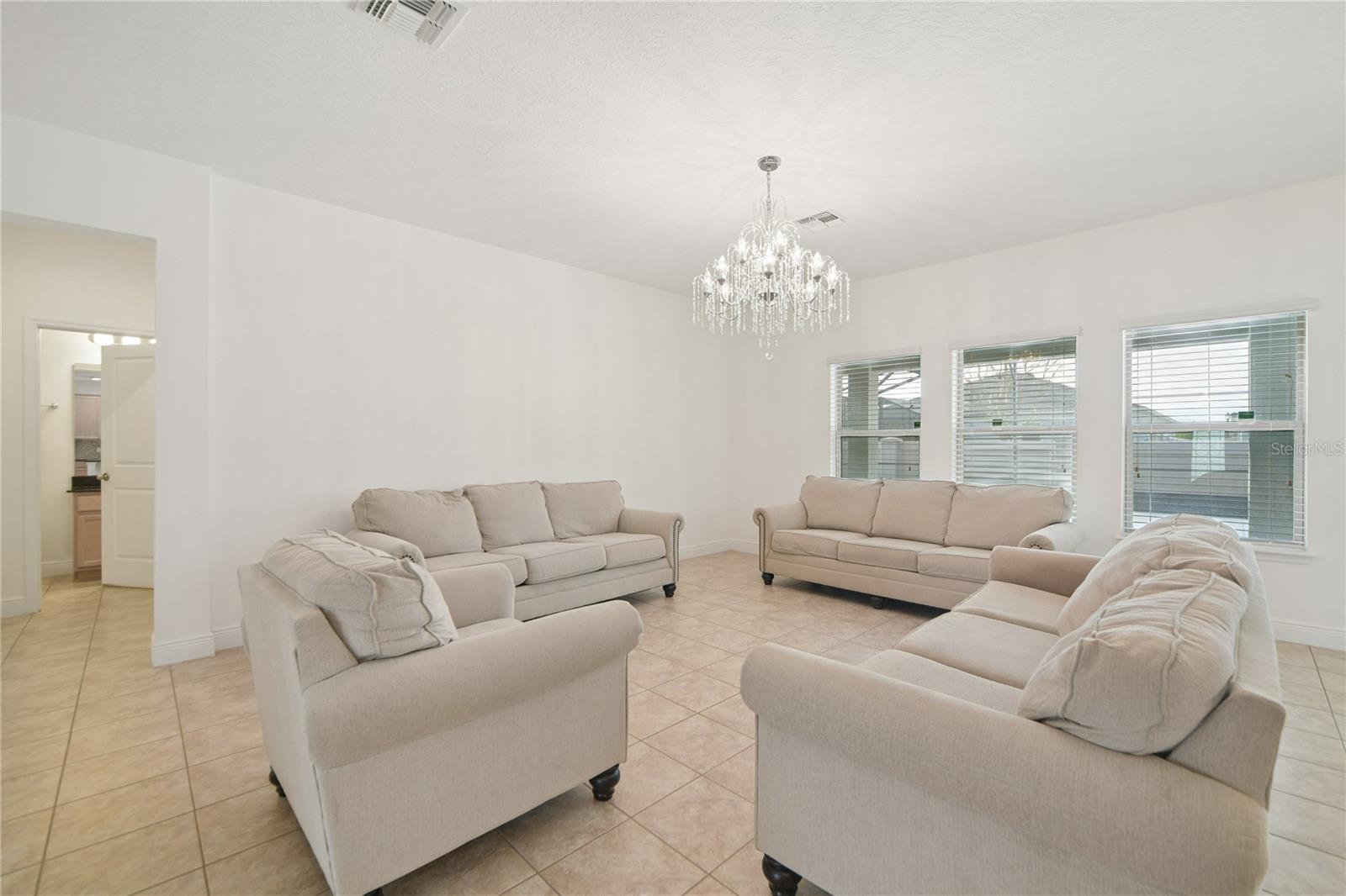 Image 14 of 39 For 3232 Stonewyck Street