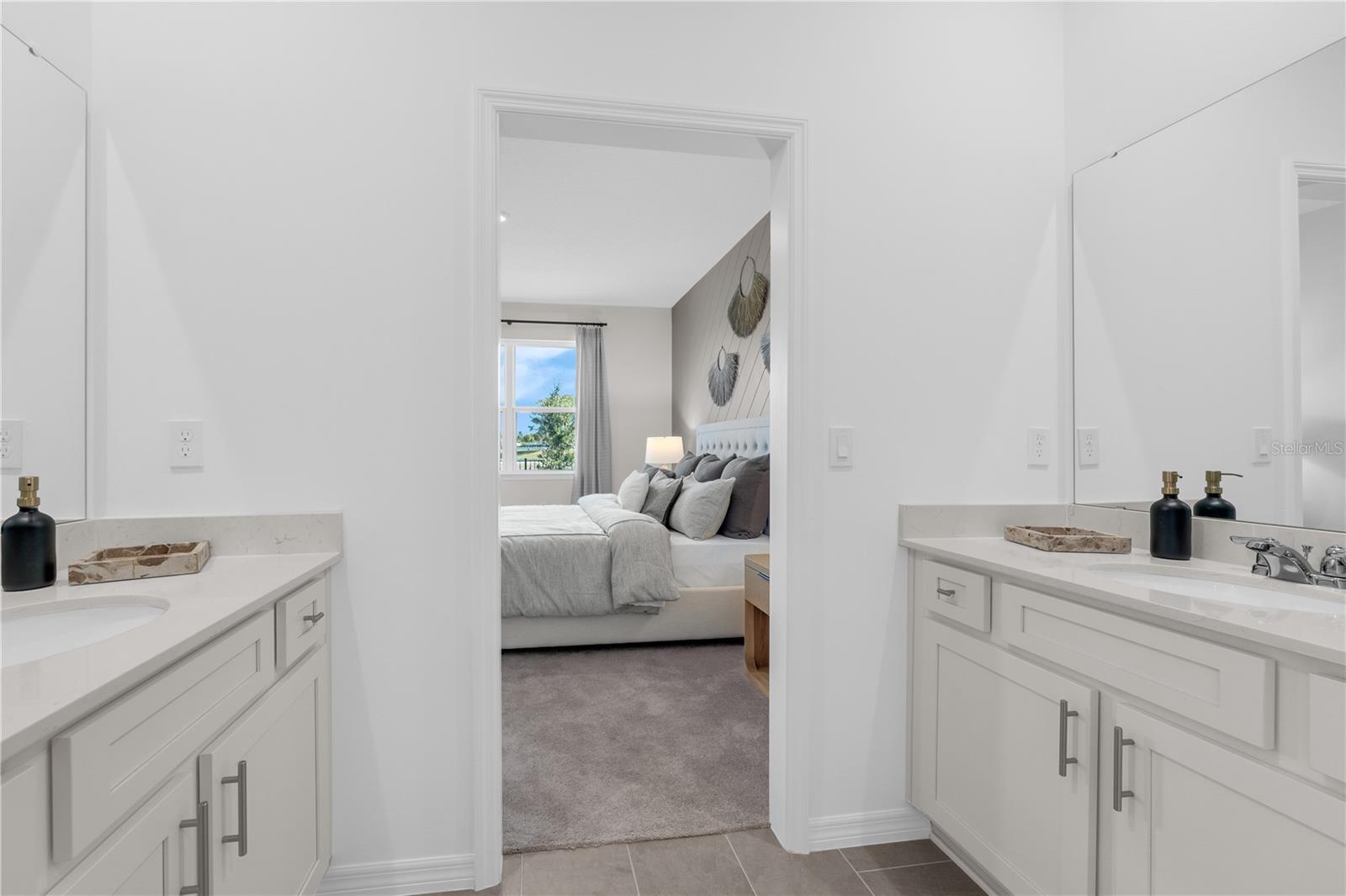 Image 34 of 49 For 10169 Huntingnet Way