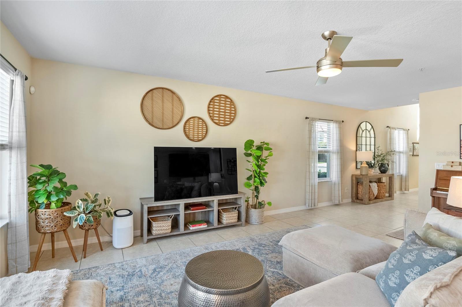 Image 11 of 49 For 2081 Leather Fern Drive