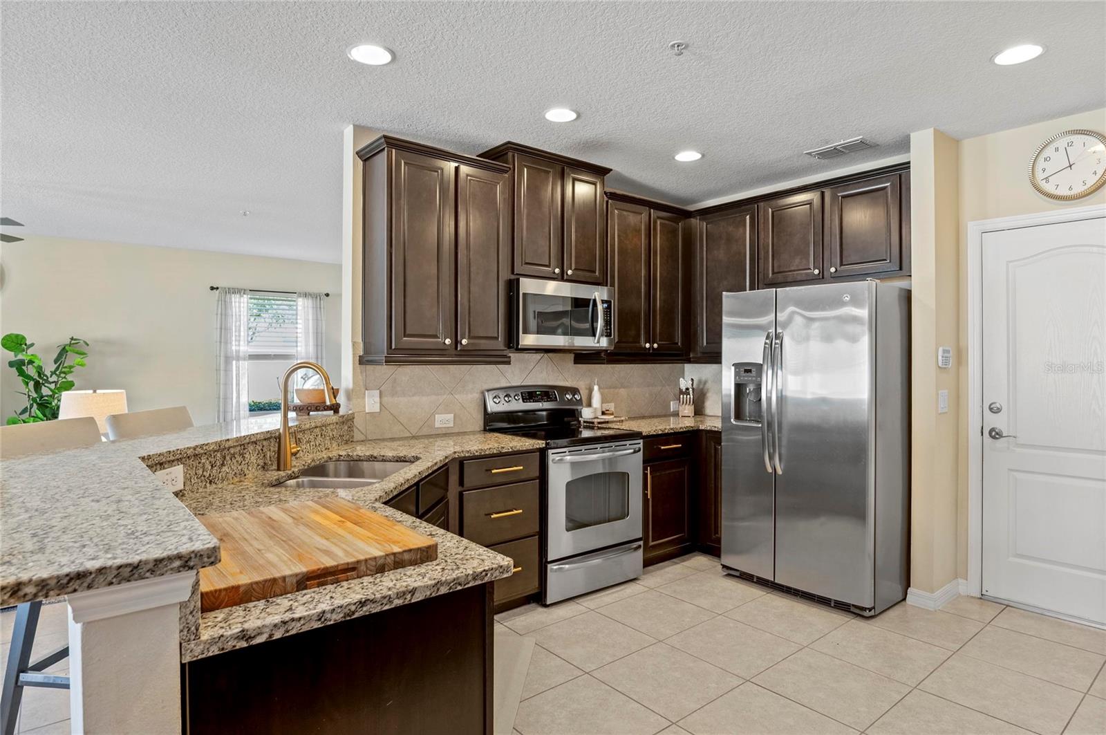 Image 18 of 49 For 2081 Leather Fern Drive