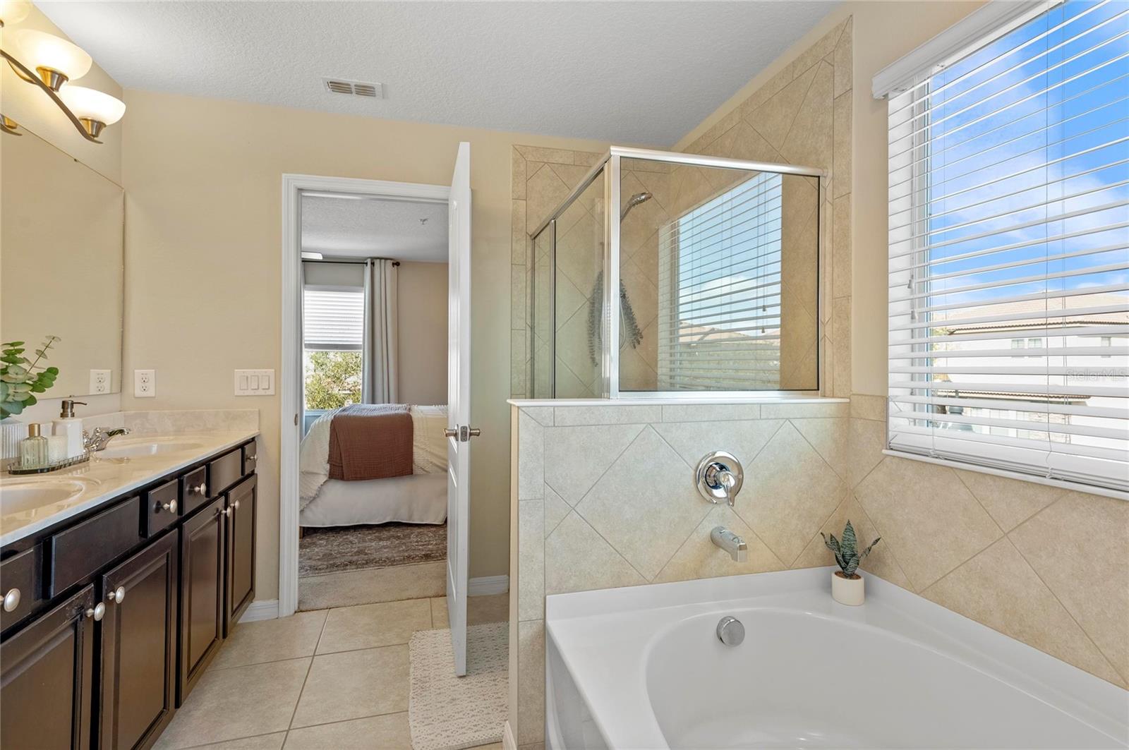 Image 29 of 49 For 2081 Leather Fern Drive