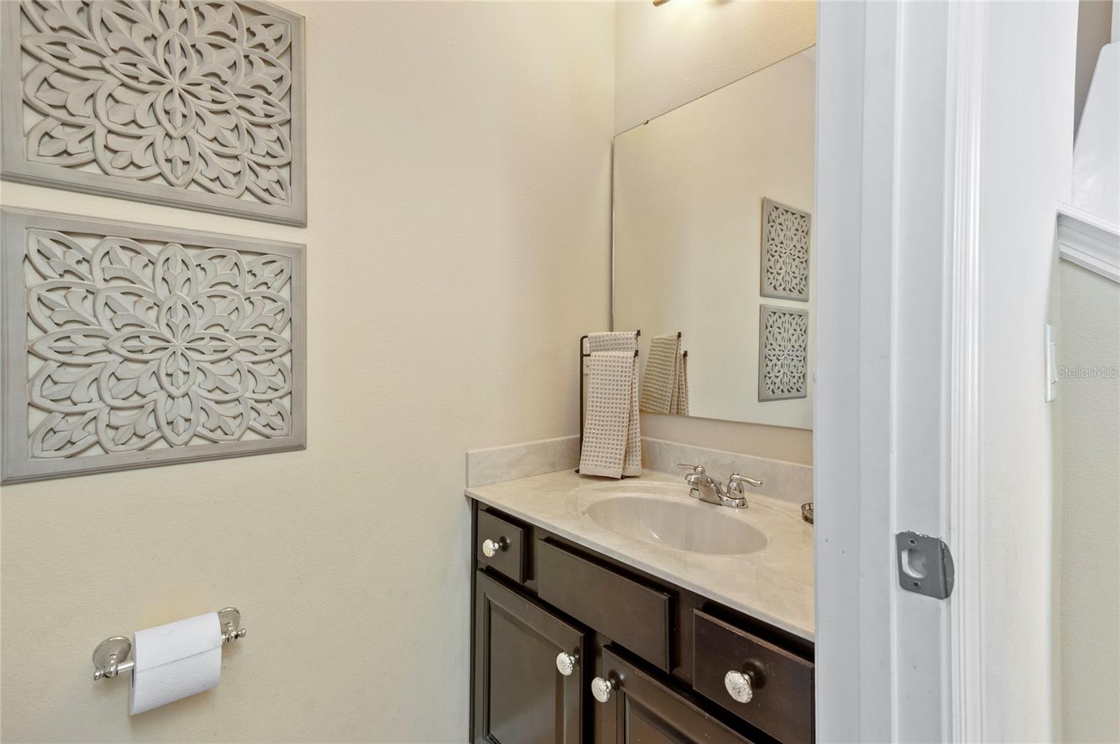 Image 36 of 49 For 2081 Leather Fern Drive