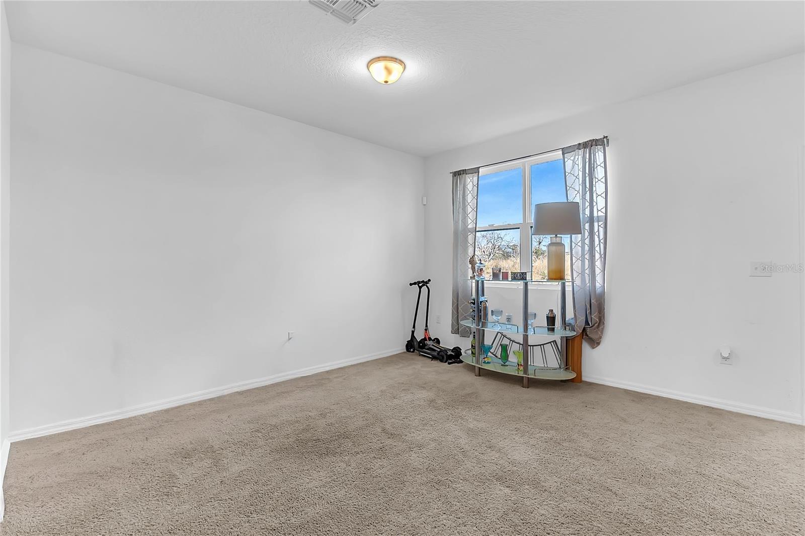 Image 11 of 22 For 153 Mandovi Street