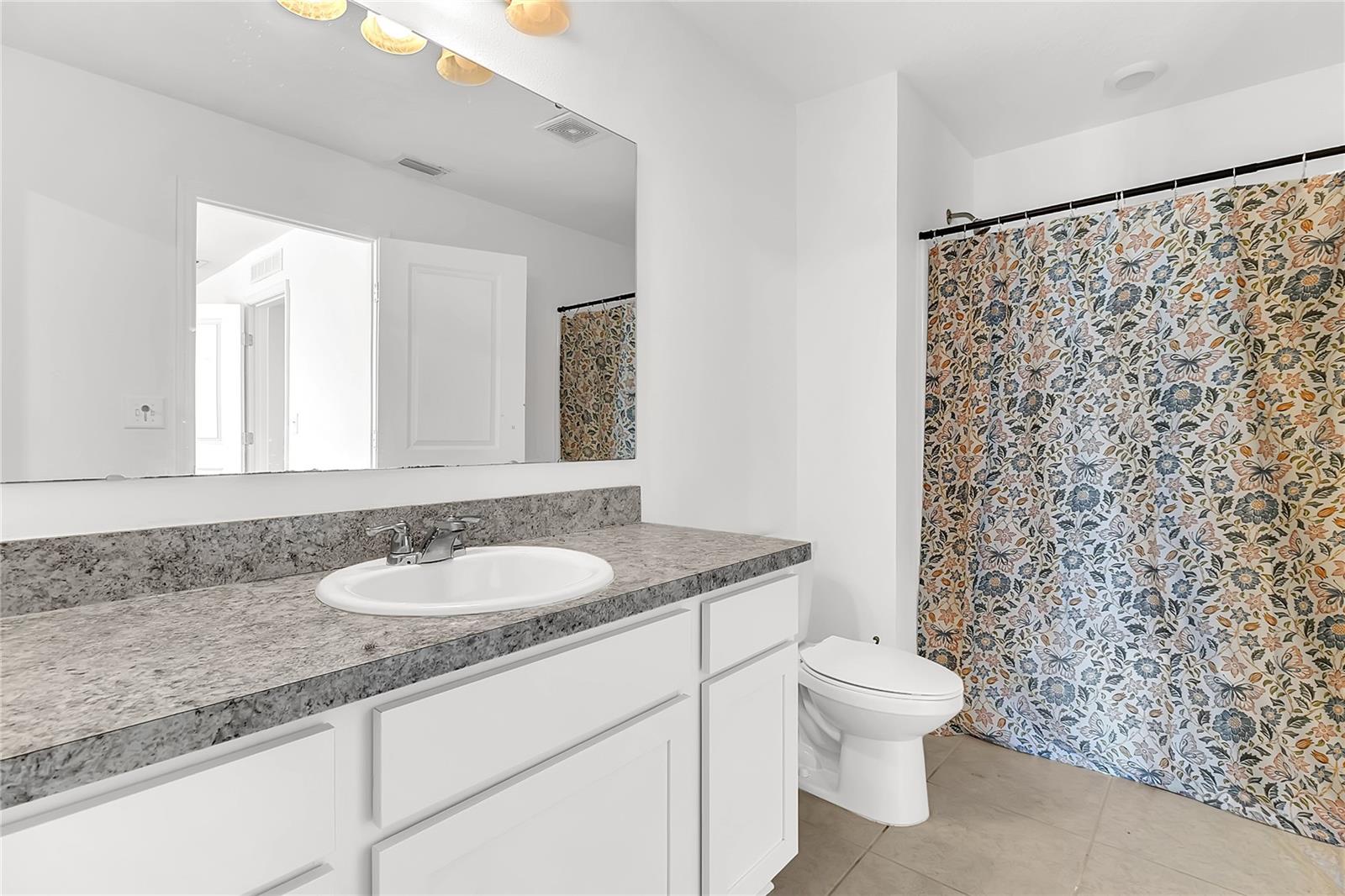 Image 15 of 22 For 153 Mandovi Street