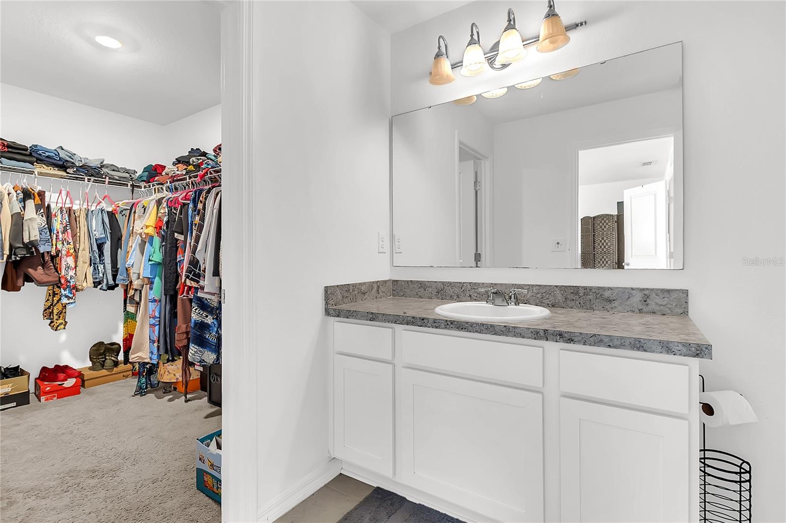 Image 16 of 22 For 153 Mandovi Street