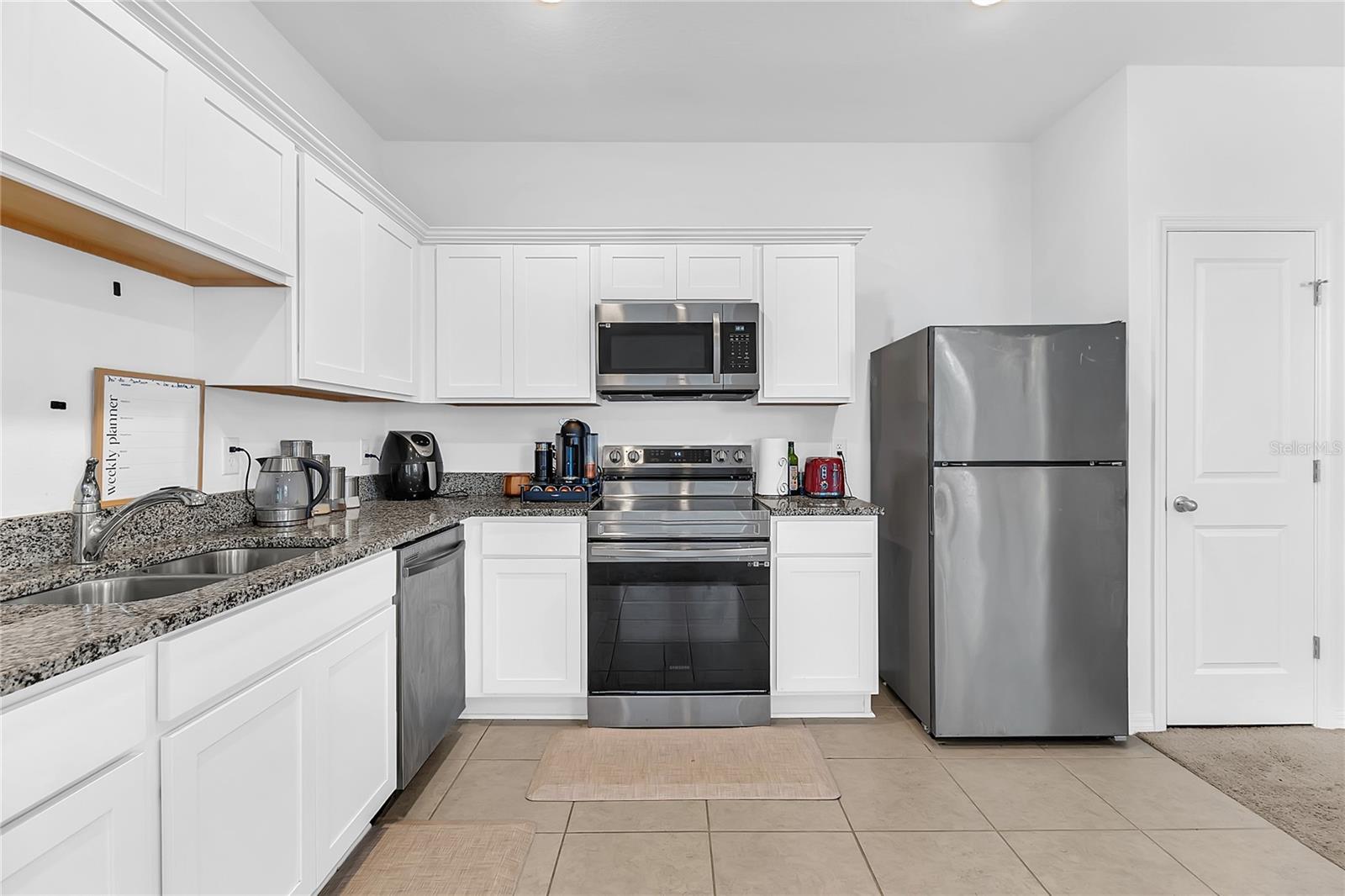 Image 7 of 22 For 153 Mandovi Street