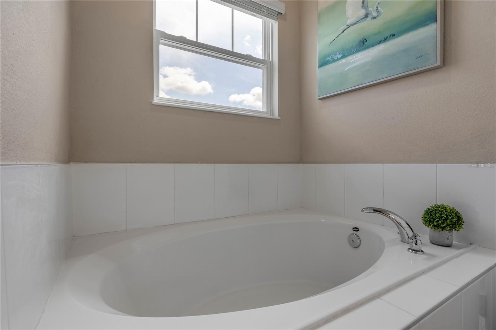 Image 22 of 35 For 538 Venetian Palms Boulevard