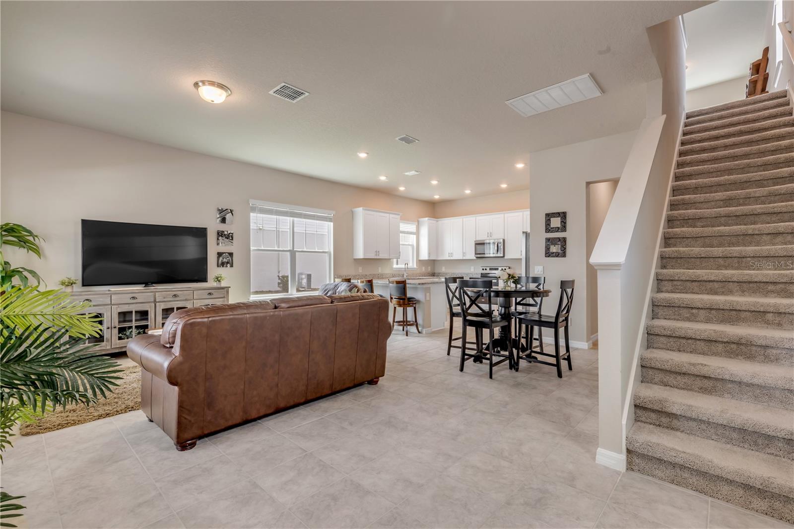 Image 6 of 35 For 538 Venetian Palms Boulevard