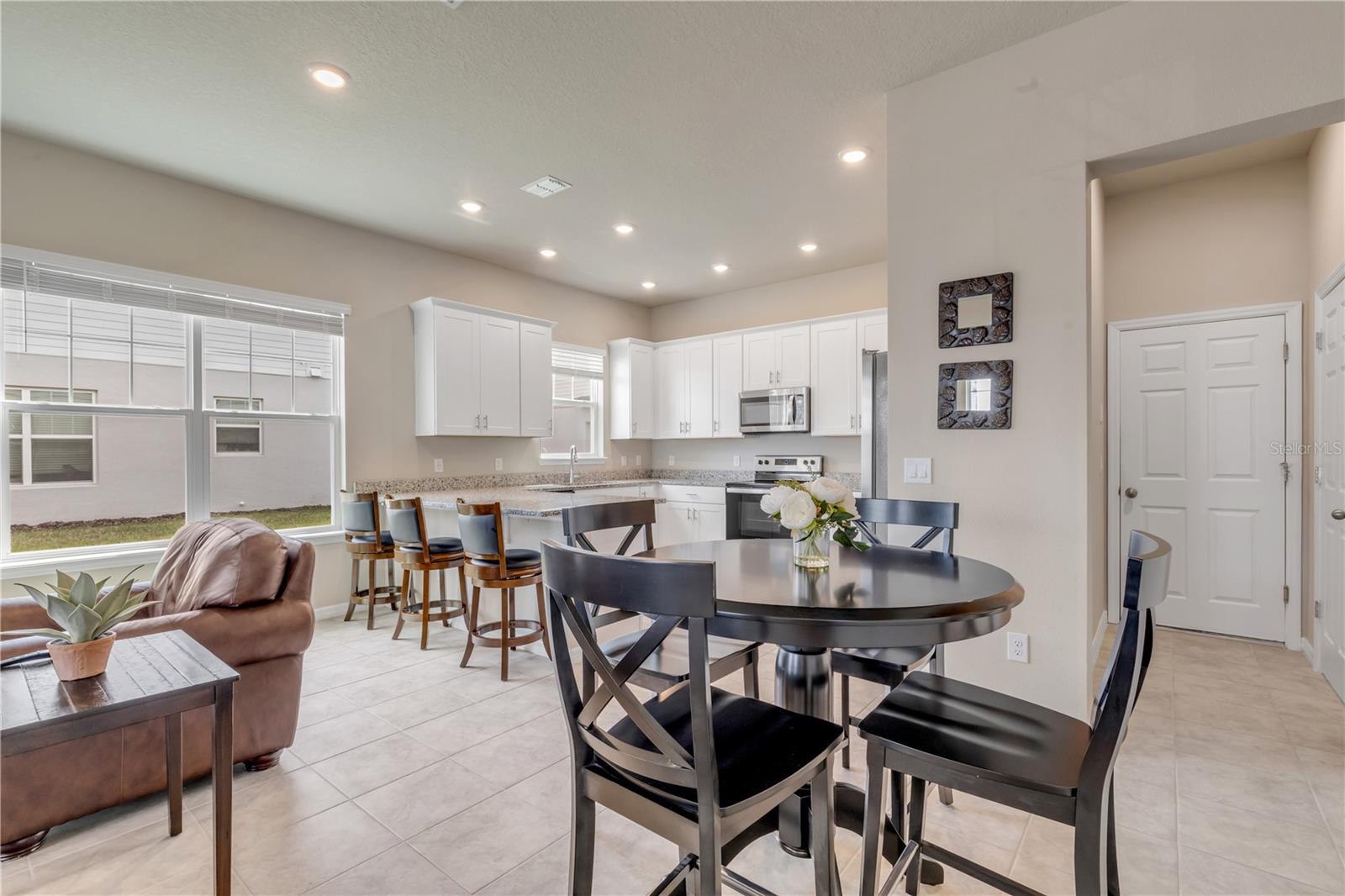 Image 9 of 35 For 538 Venetian Palms Boulevard