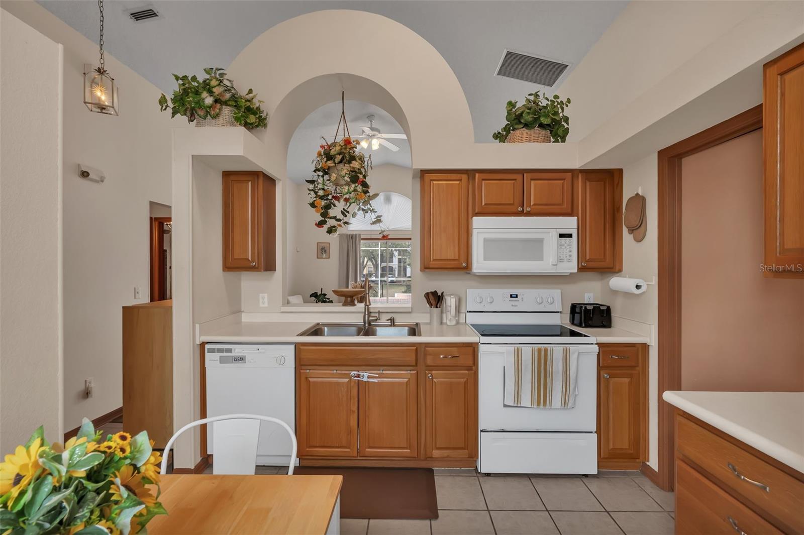 Image 12 of 35 For 3024 Bloomsbury Drive