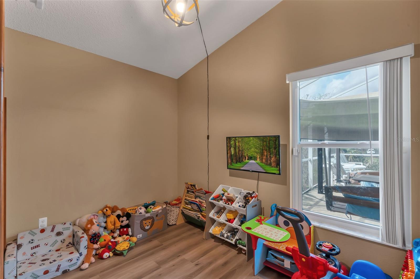 Image 23 of 35 For 3024 Bloomsbury Drive