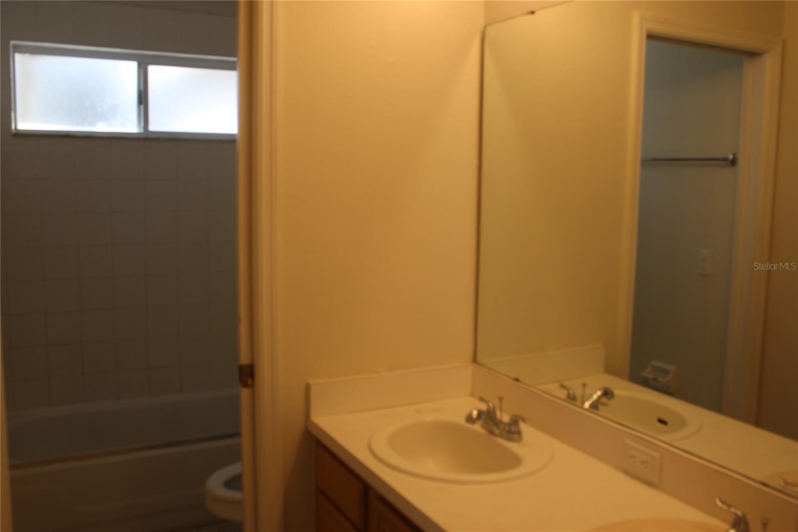 Image 25 of 25 For 1615 The Oaks Boulevard