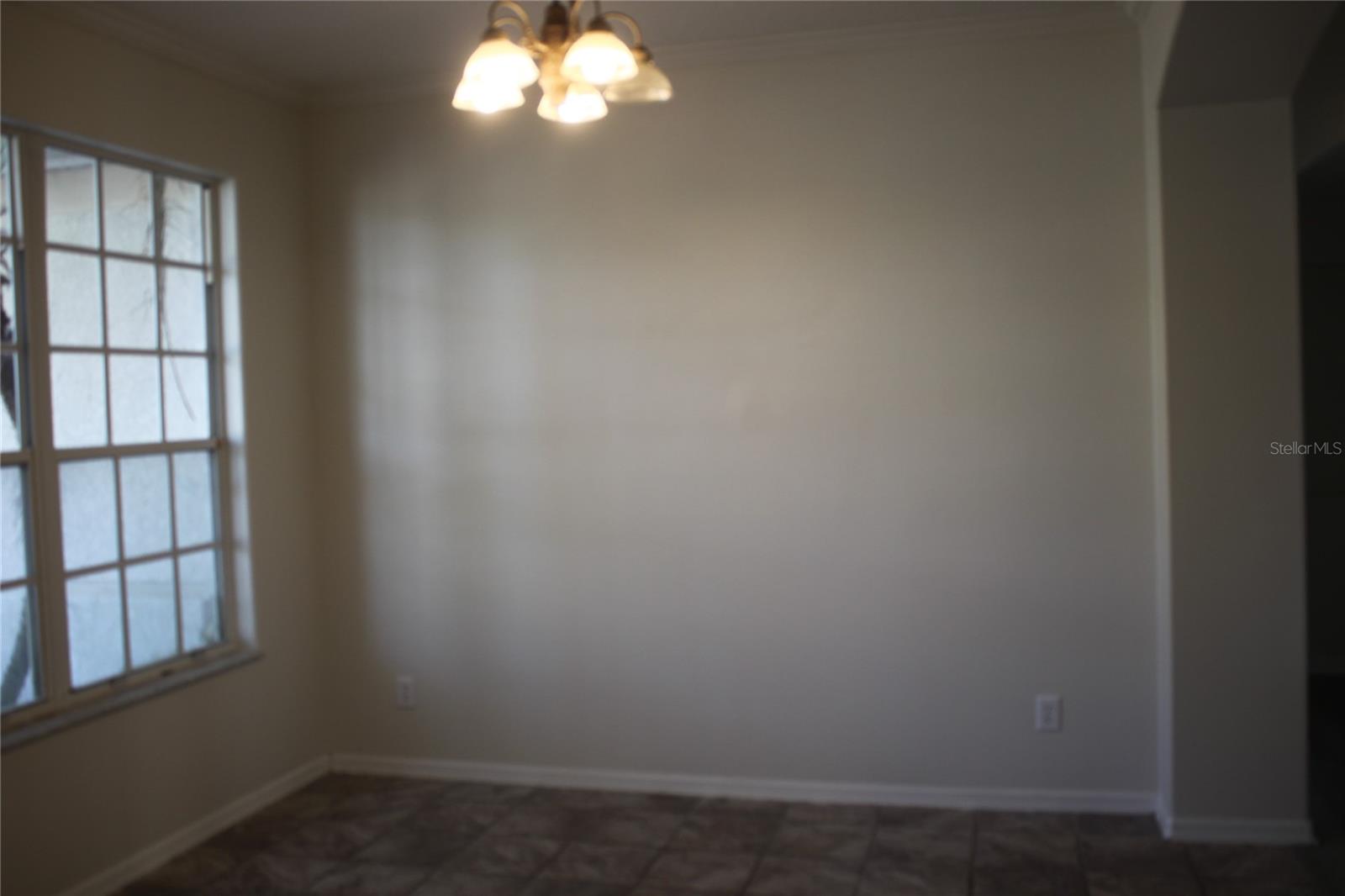 Image 6 of 25 For 1615 The Oaks Boulevard