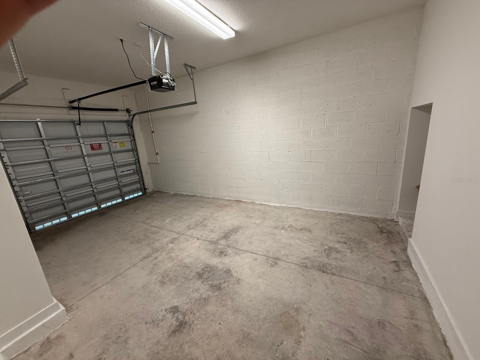 Listing photo id 17 for 142 14th Terrace