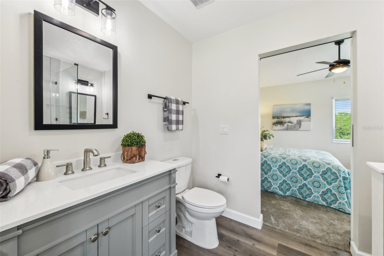 Image 24 of 44 For 581 Hillside Court