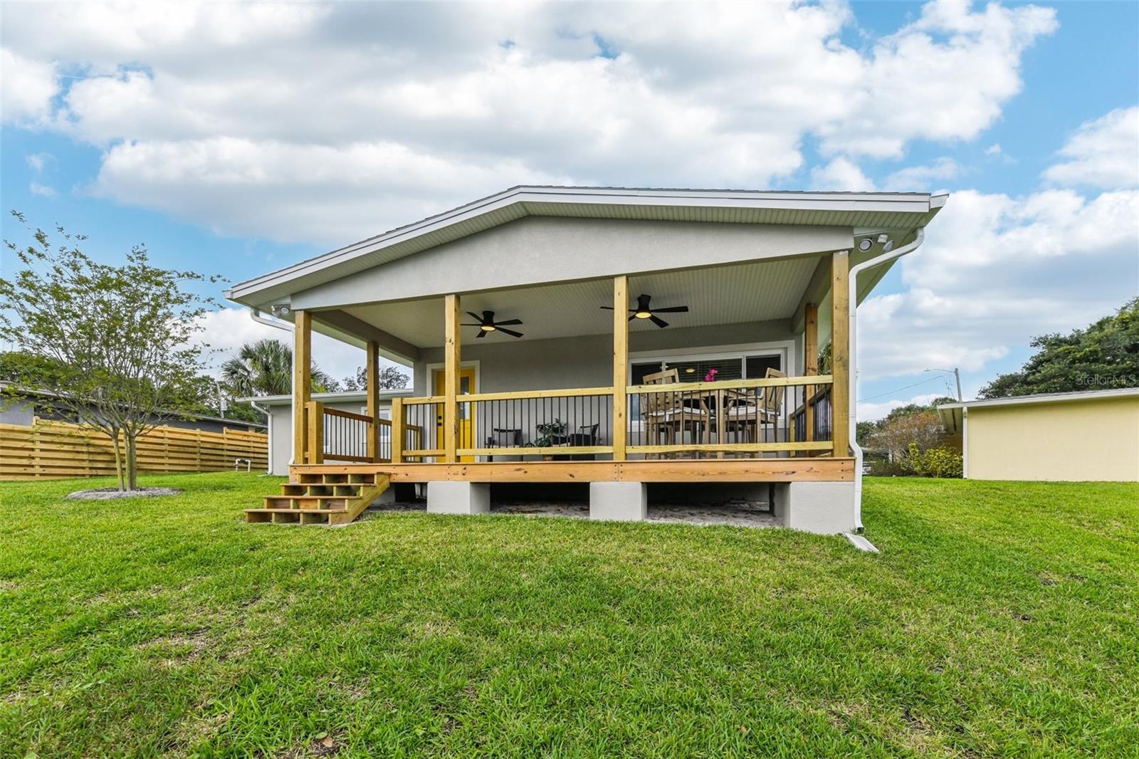 Image 34 of 44 For 581 Hillside Court